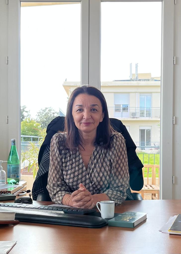 photo de Mme Ratiba expert-comptable et commissaire aux comptes de chez kapitan